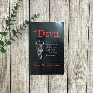 🌸 Clearance! 🌸 The Devil Book By Jeffrey Burton Russell Like New